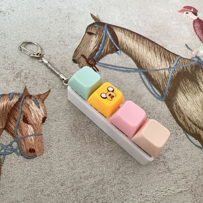4 Keys Mechanical Keyboard Macaron Keycap Decompression Key Keychain Toy