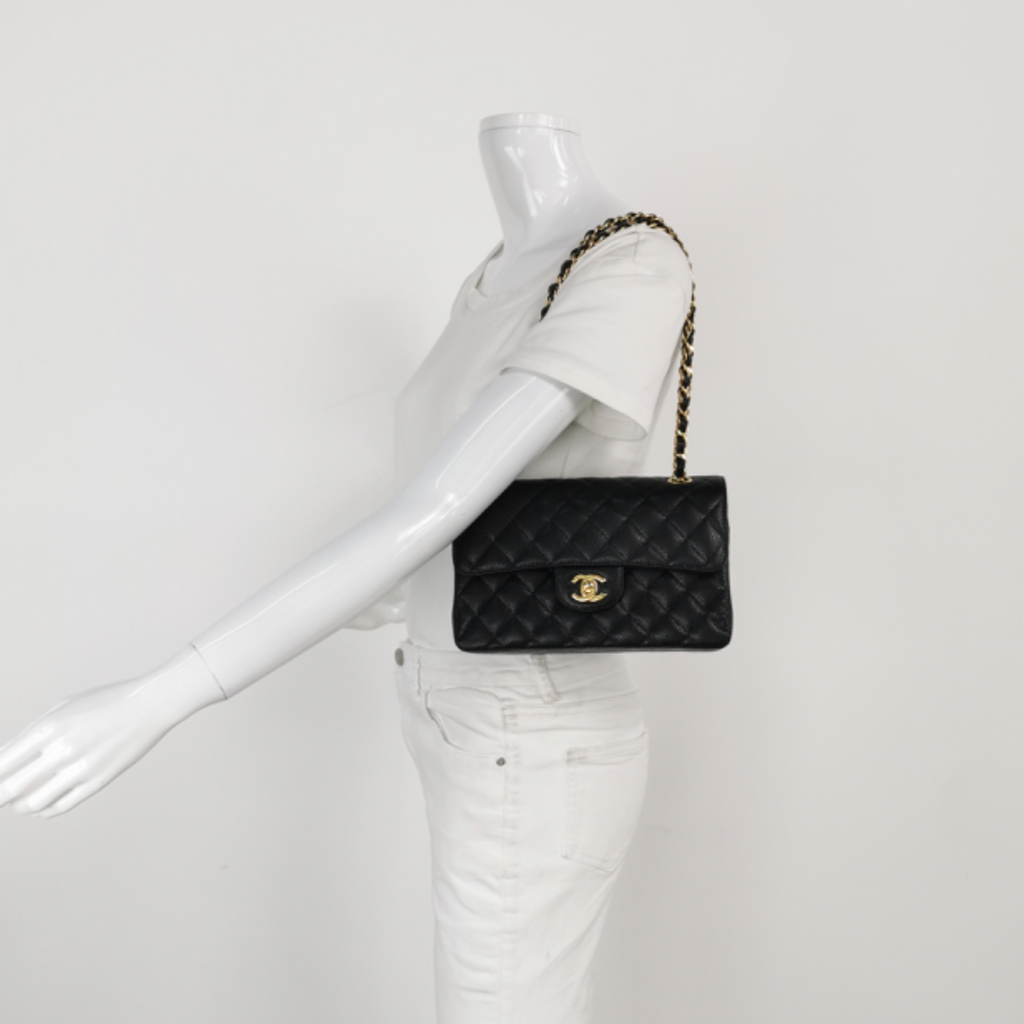 Chanel Classic Flap Size Small Black