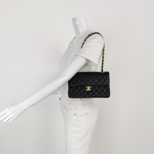 Chanel Classic Flap Size Small Black