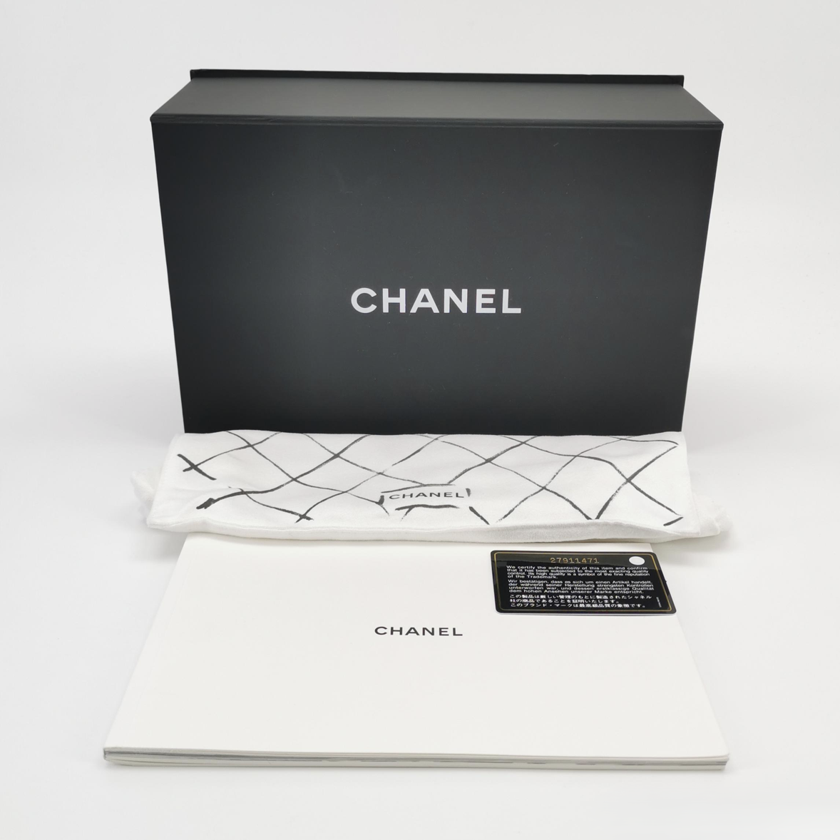 Chanel Classic Flap Size Small Black